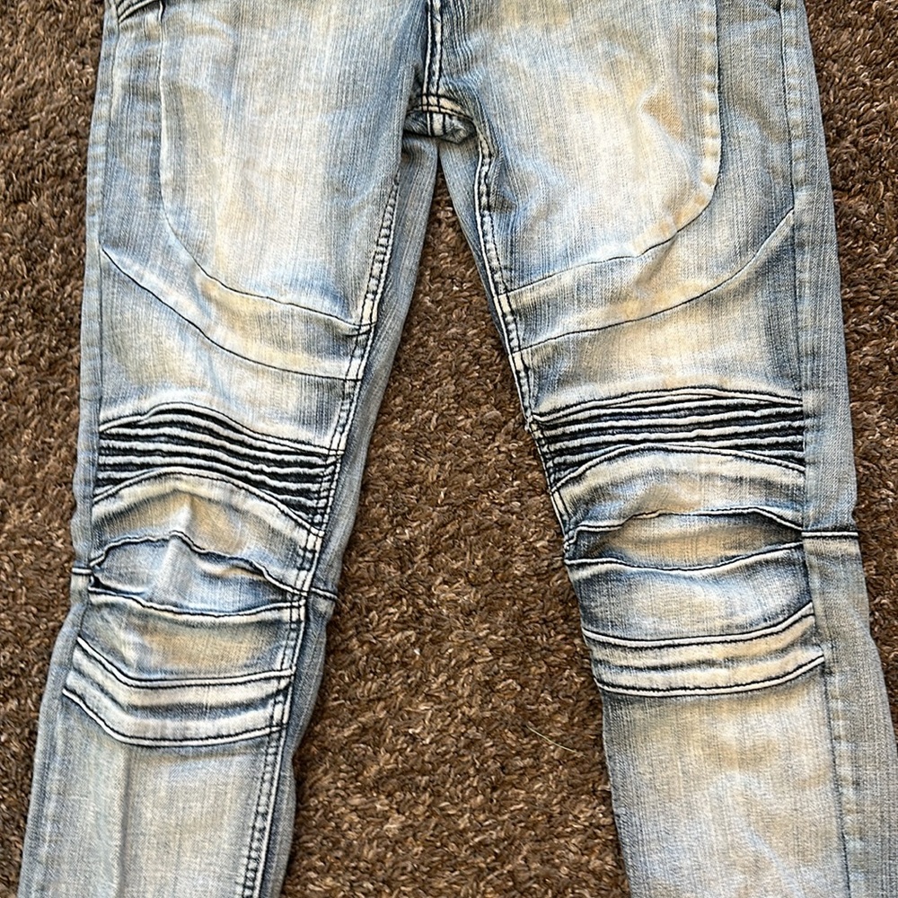 Jeans - Picture 2 of 6